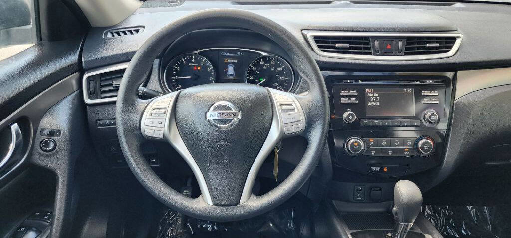 Used 2016 Nissan Rogue S AWD/4WD image 14