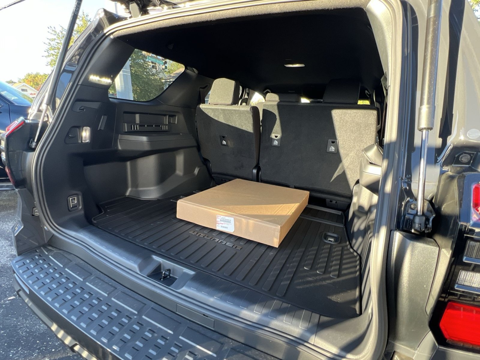 New 2026 Toyota 4Runner SR5 AWD/4WD image 17