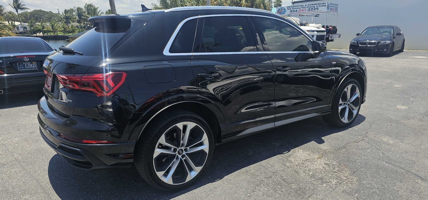 Used 2020 Audi Q3 2.0T Premium Plus w/ Premium Plus Package AWD/4WD image 5