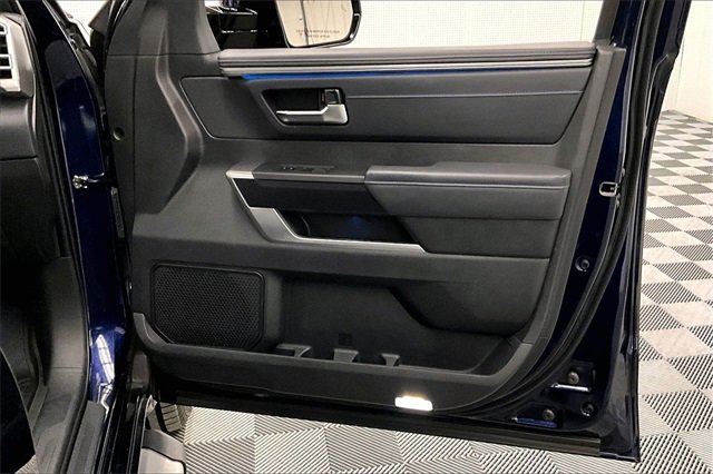 Used 2022 Toyota Tundra Platinum image 18