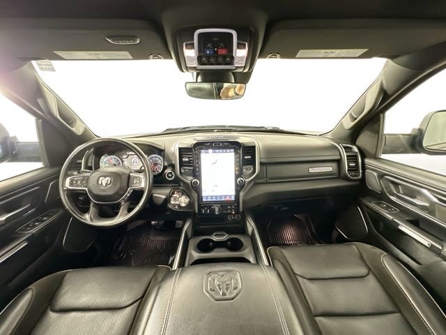 Used 2024 RAM 1500 Laramie AWD/4WD image 3