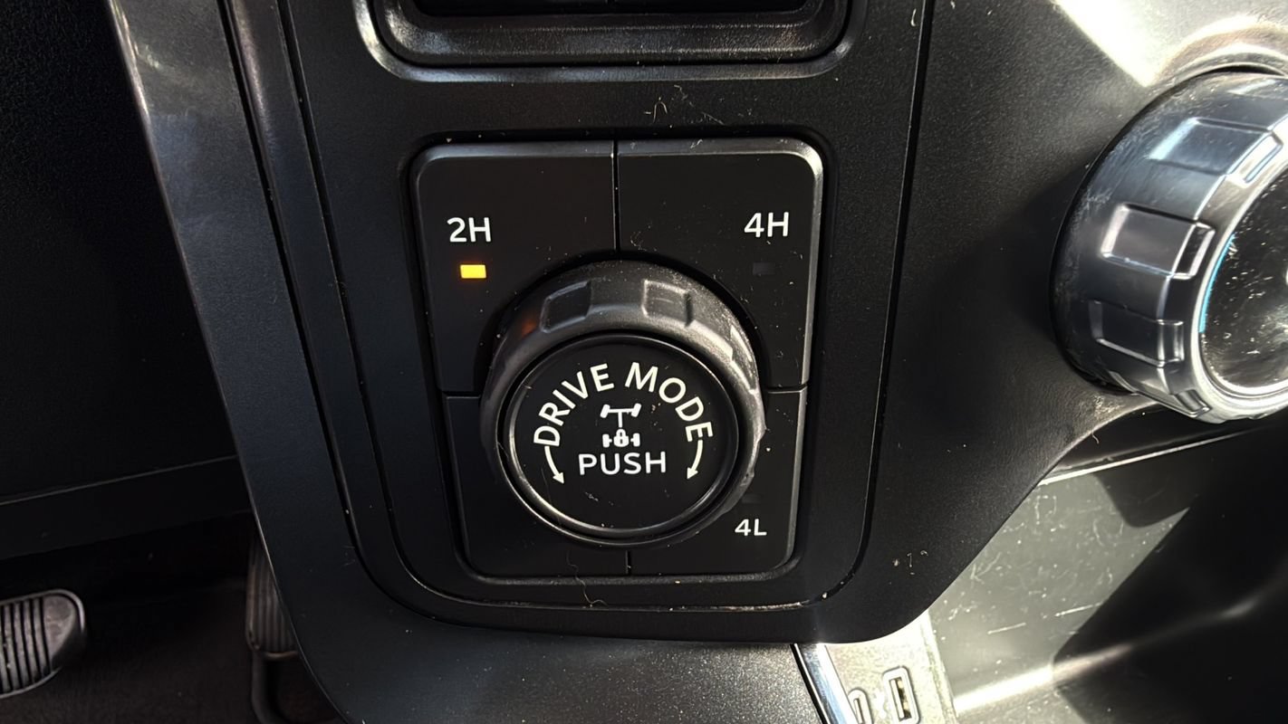 Used 2022 Ford F150 XLT w/ Equipment Group 302A High AWD/4WD image 12