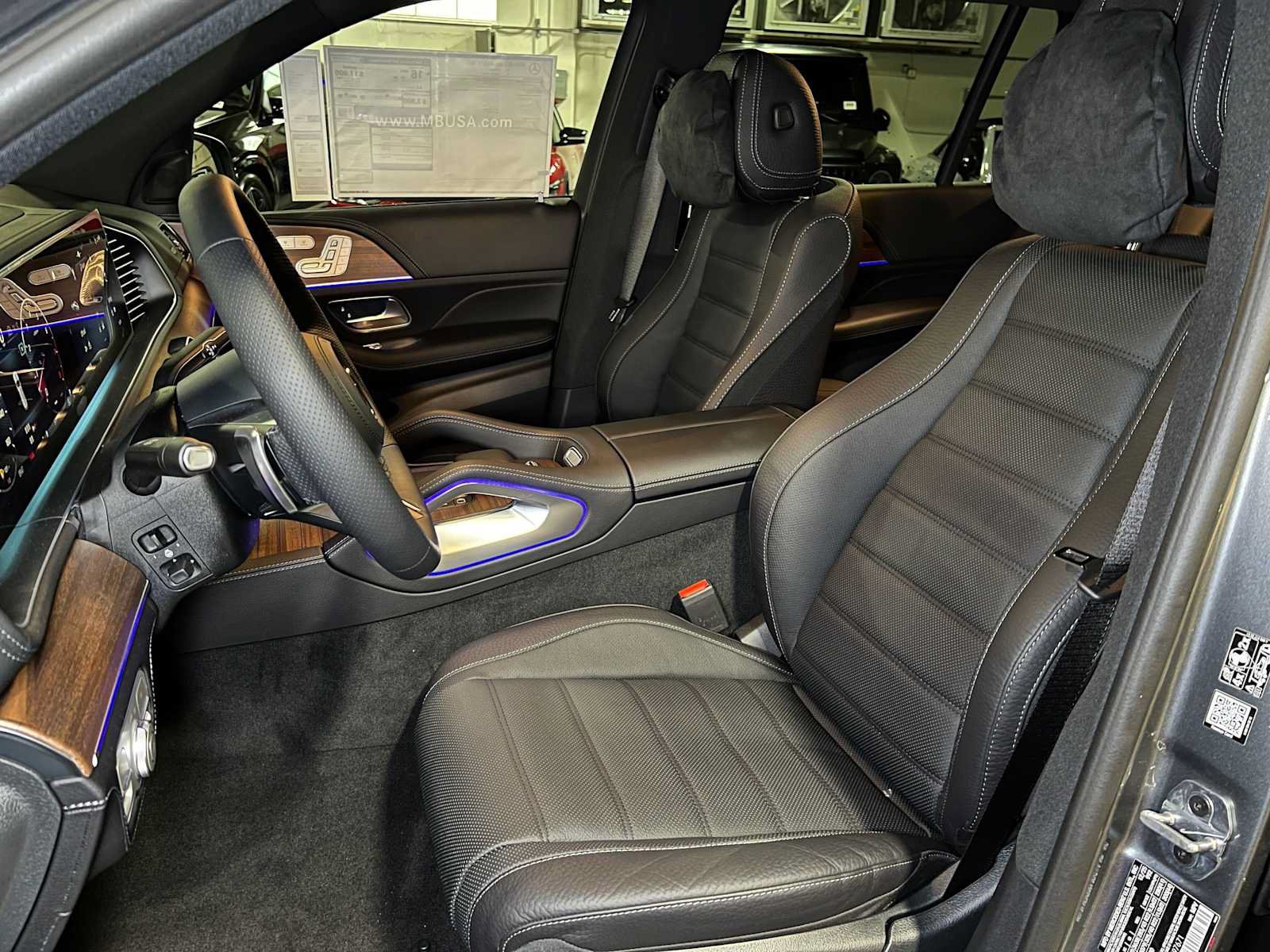 New 2026 Mercedes-Benz GLS 580 4MATIC image 26