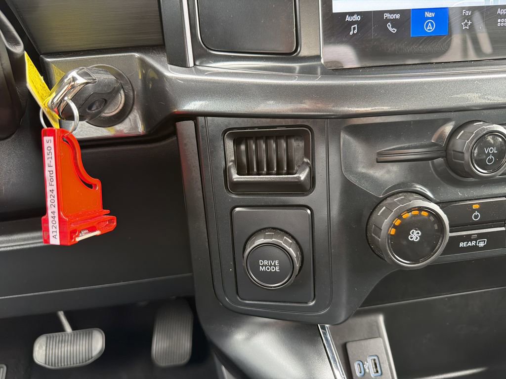 Certified 2024 Ford F150 STX image 25