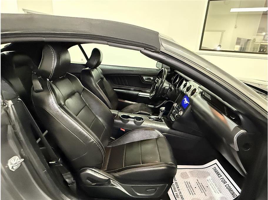 Used 2023 Ford Mustang Premium image 18