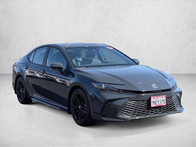 Used 2026 Toyota Camry SE w/ Convenience Package FWD video 3
