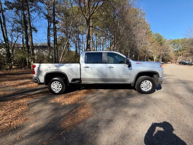 Used 2023 Chevrolet Silverado 3500 LT w/ Convenience Package image 17