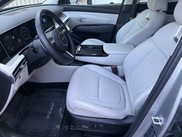 Certified 2025 Hyundai Tucson Limited AWD/4WD image 11