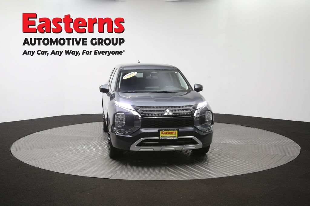 Used 2024 Mitsubishi Outlander SE AWD/4WD image 51