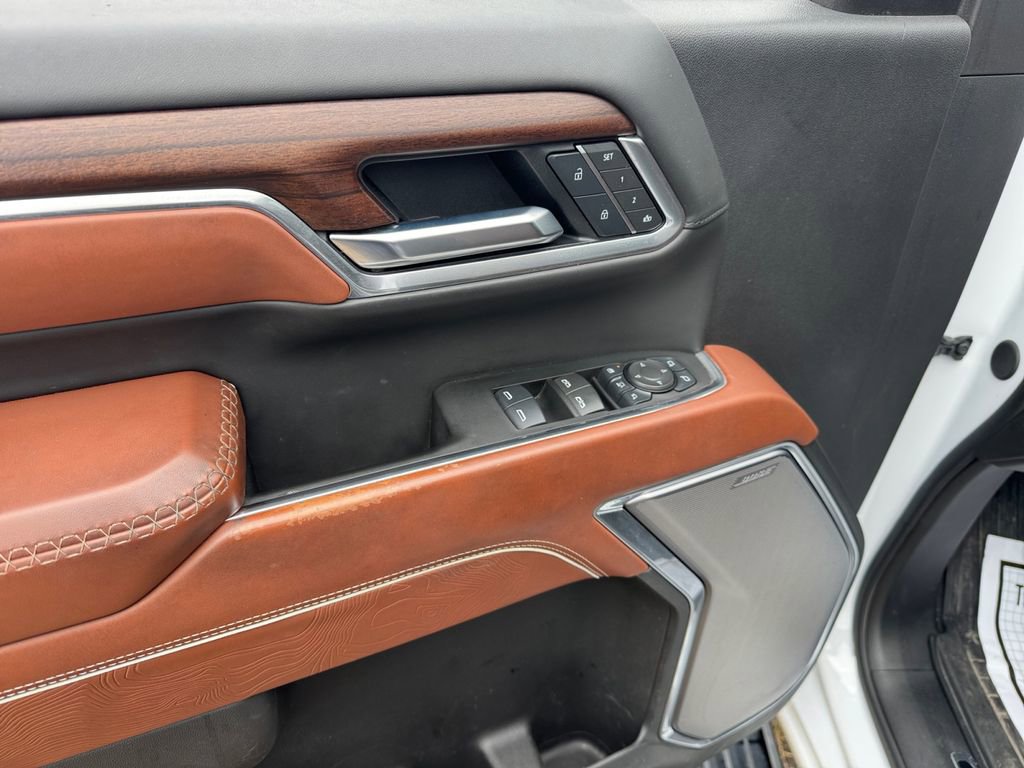 Used 2025 GMC Sierra 2500 Denali Ultimate image 31