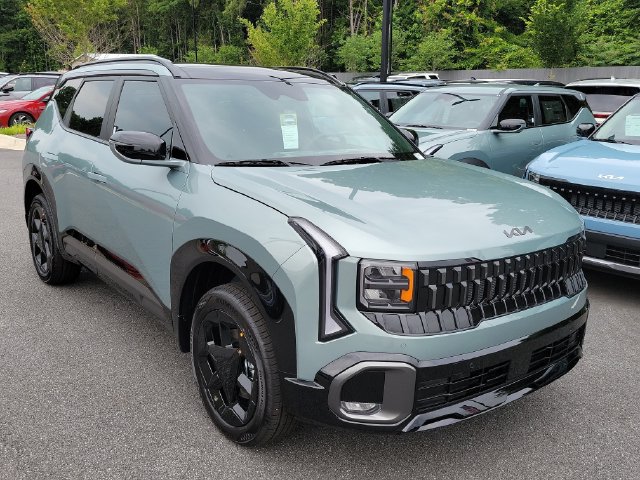 New 2027 Kia Seltos X-Line S w/ X-Line S Premium Package AWD/4WD image 3