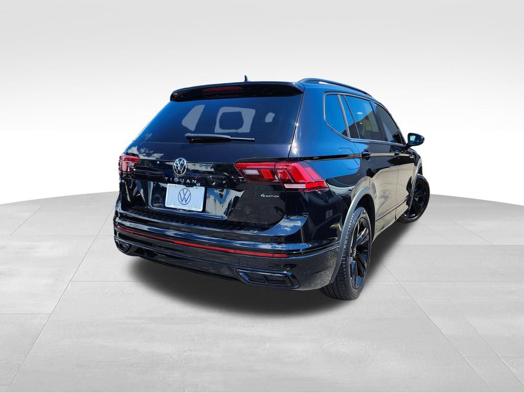 Certified 2024 Volkswagen Tiguan SE R-Line AWD/4WD image 7