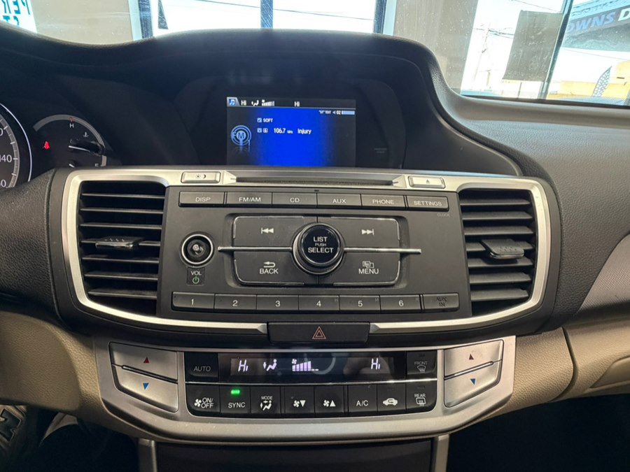 Used 2015 Honda Accord LX image 40