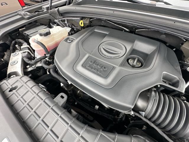 Used 2023 Jeep Grand Cherokee L Overland w/ Luxury Tech Group IV RWD image 35