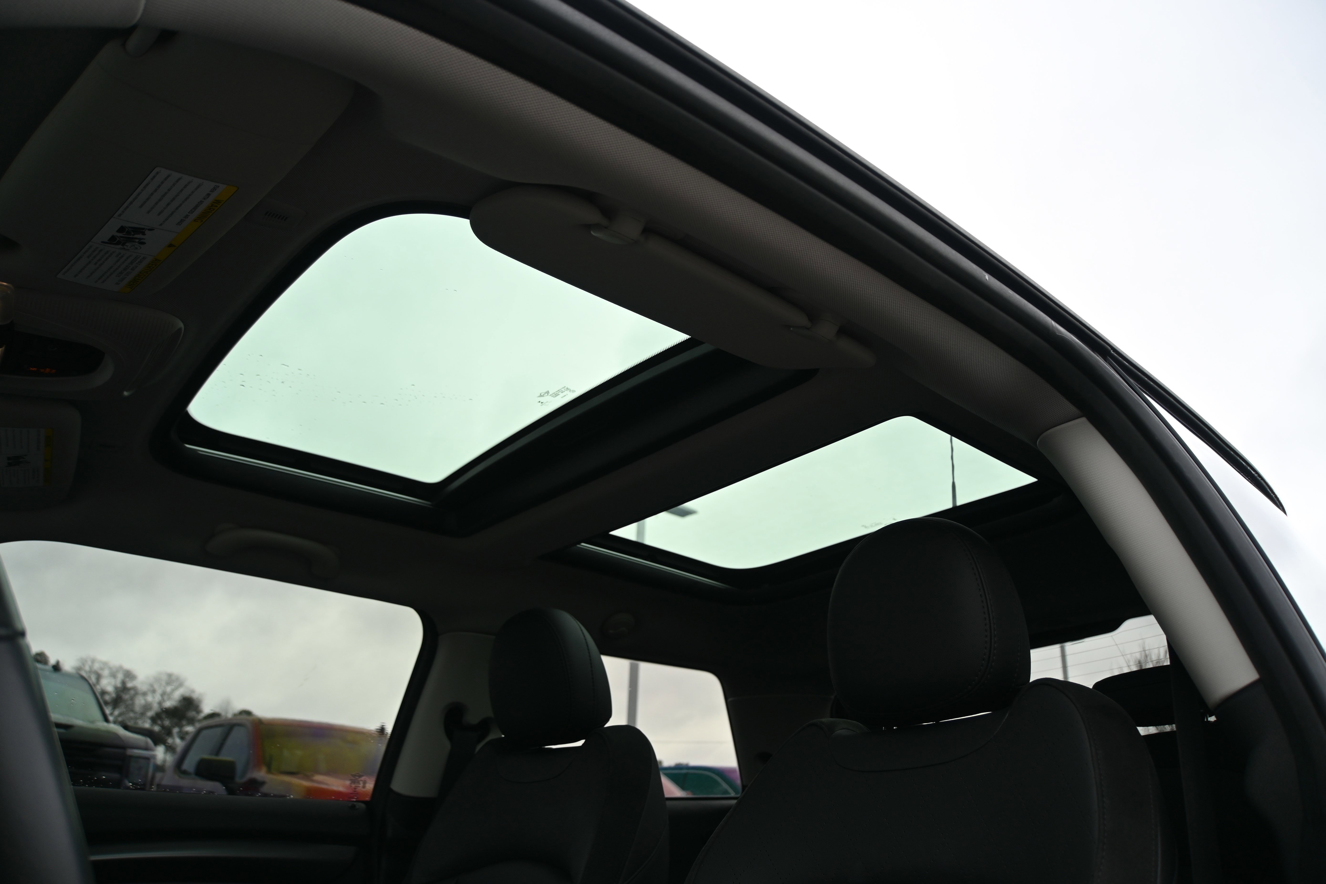 Used 2023 MINI Cooper SE image 9