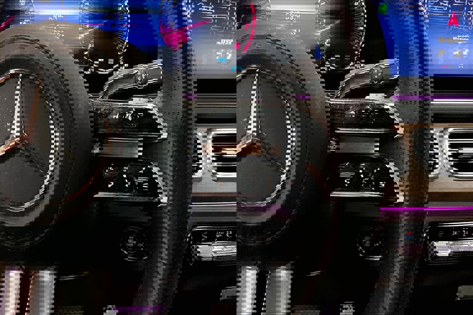 Used 2024 Mercedes-Benz GLS 450 4MATIC image 21