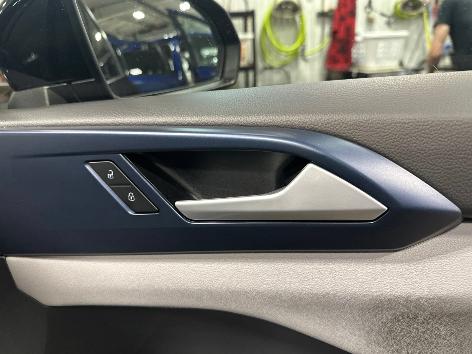 Certified 2023 Volkswagen Taos SE AWD/4WD image 37