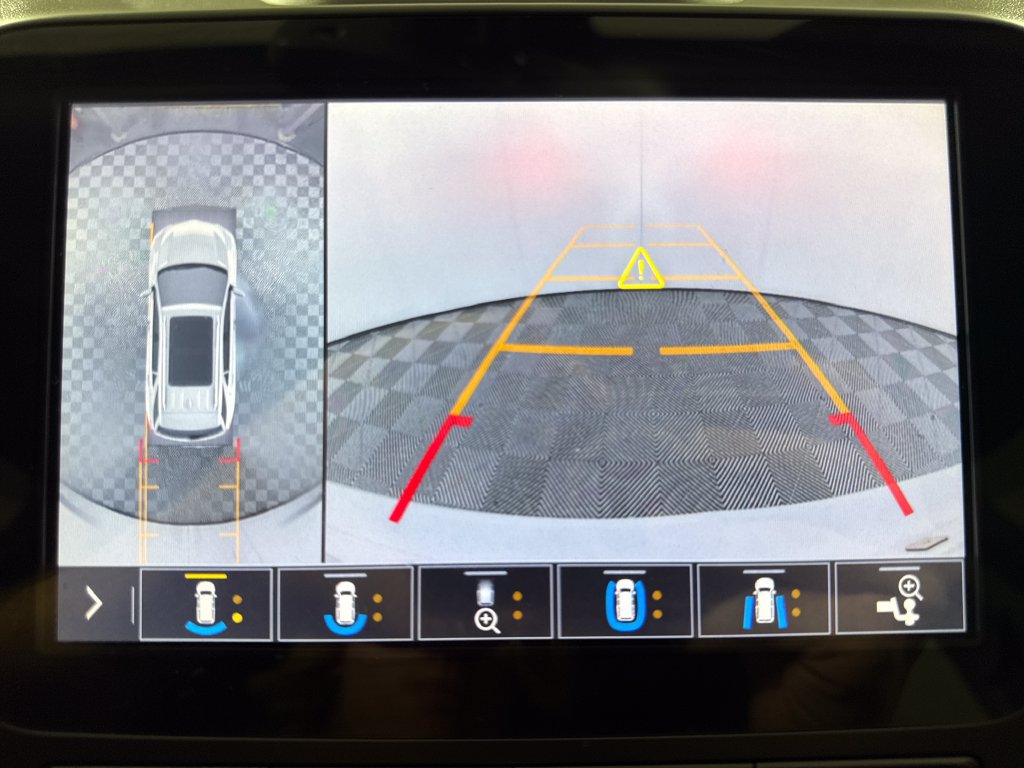 Used 2019 Chevrolet Equinox Premier FWD image 19