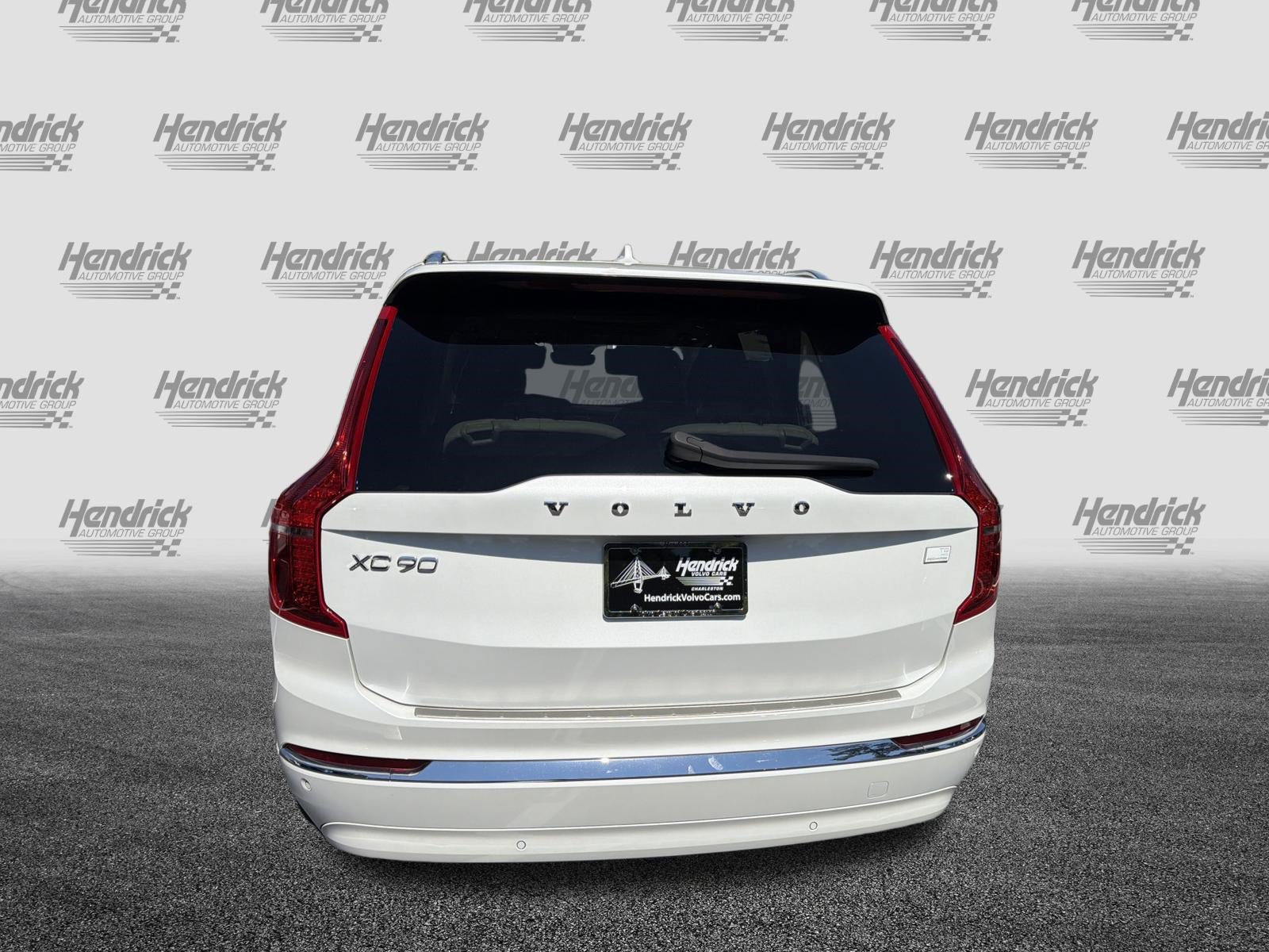 Certified 2024 Volvo XC90 T8 Ultimate w/ Protection Package Premier AWD/4WD image 9