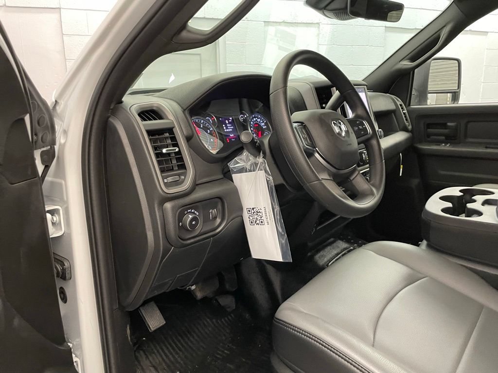 New 2026 RAM 5500 Tradesman w/ Max Tow Package AWD/4WD image 14
