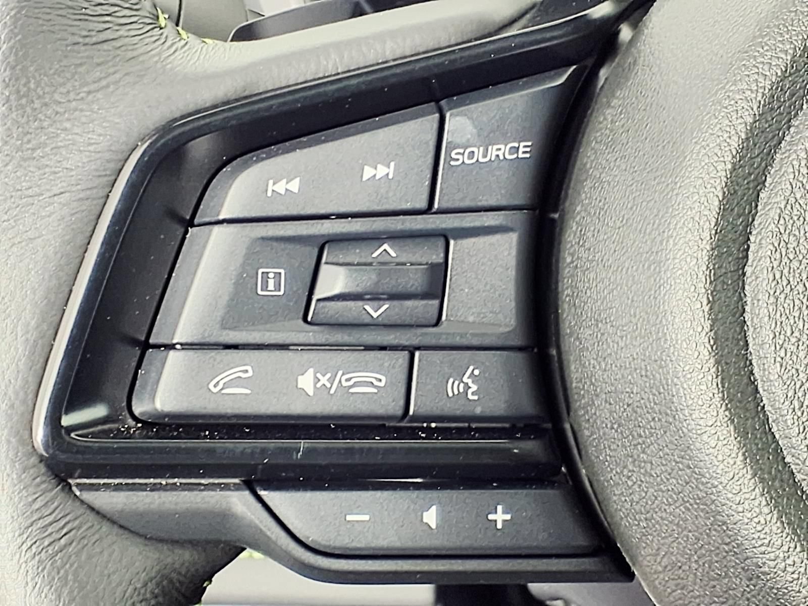 Certified 2025 Subaru Outback Onyx Edition AWD/4WD image 18