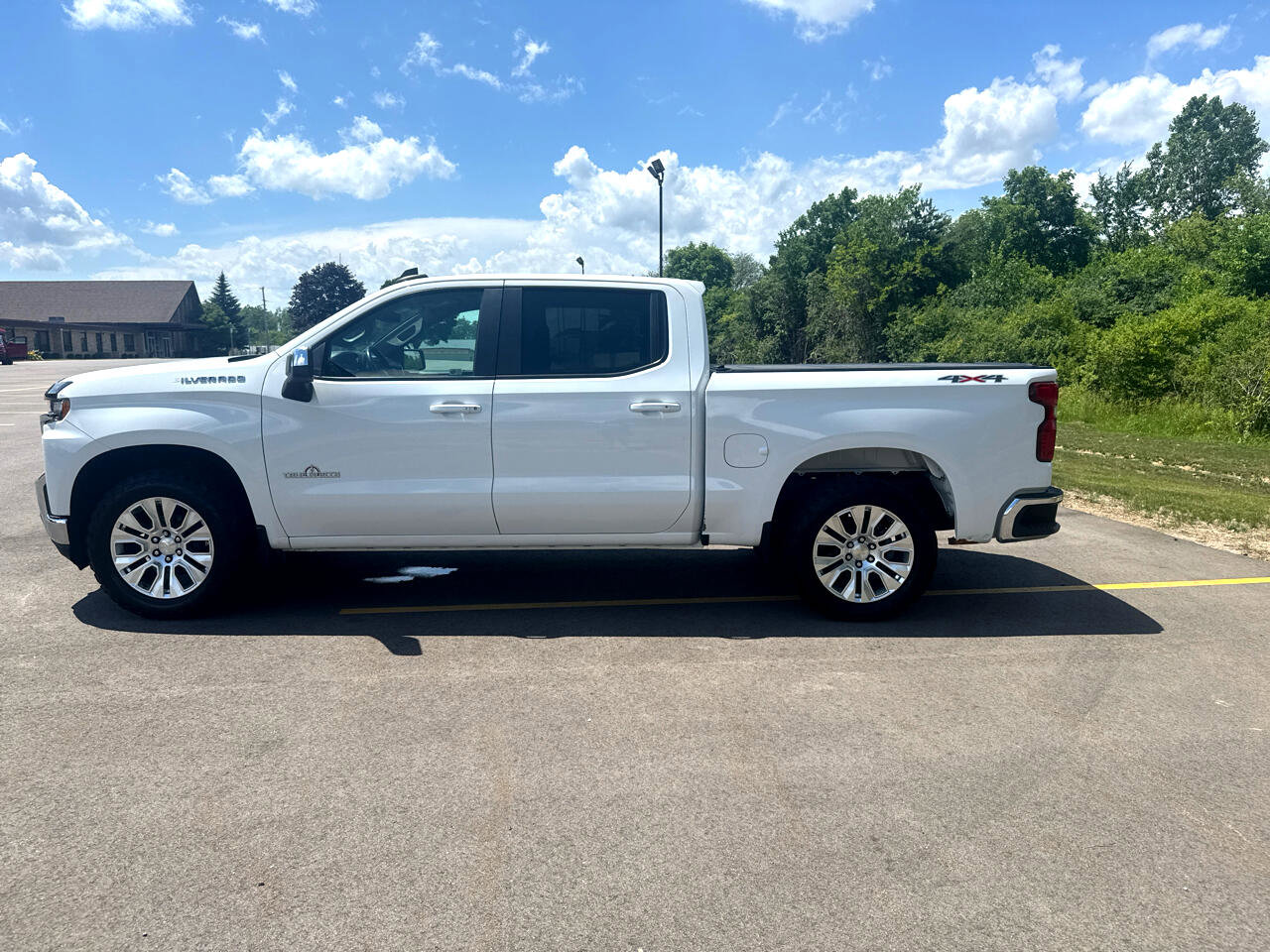 Used 2019 Chevrolet Silverado 1500 LT image 8
