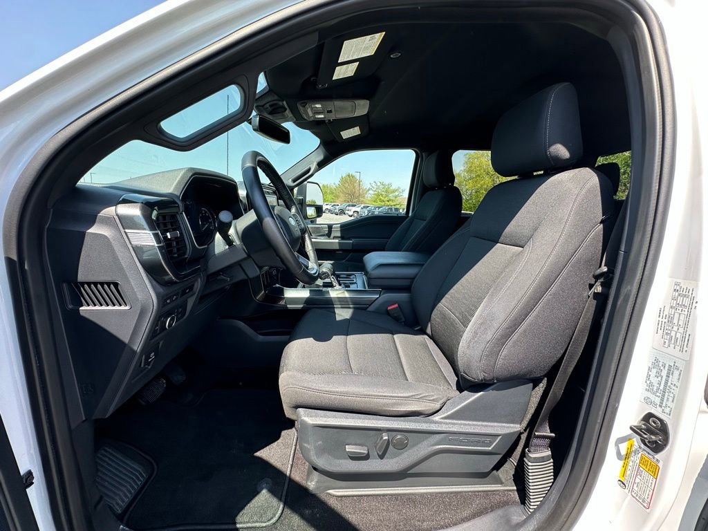 Used 2022 Ford F150 XLT w/ Equipment Group 302A High AWD/4WD image 2