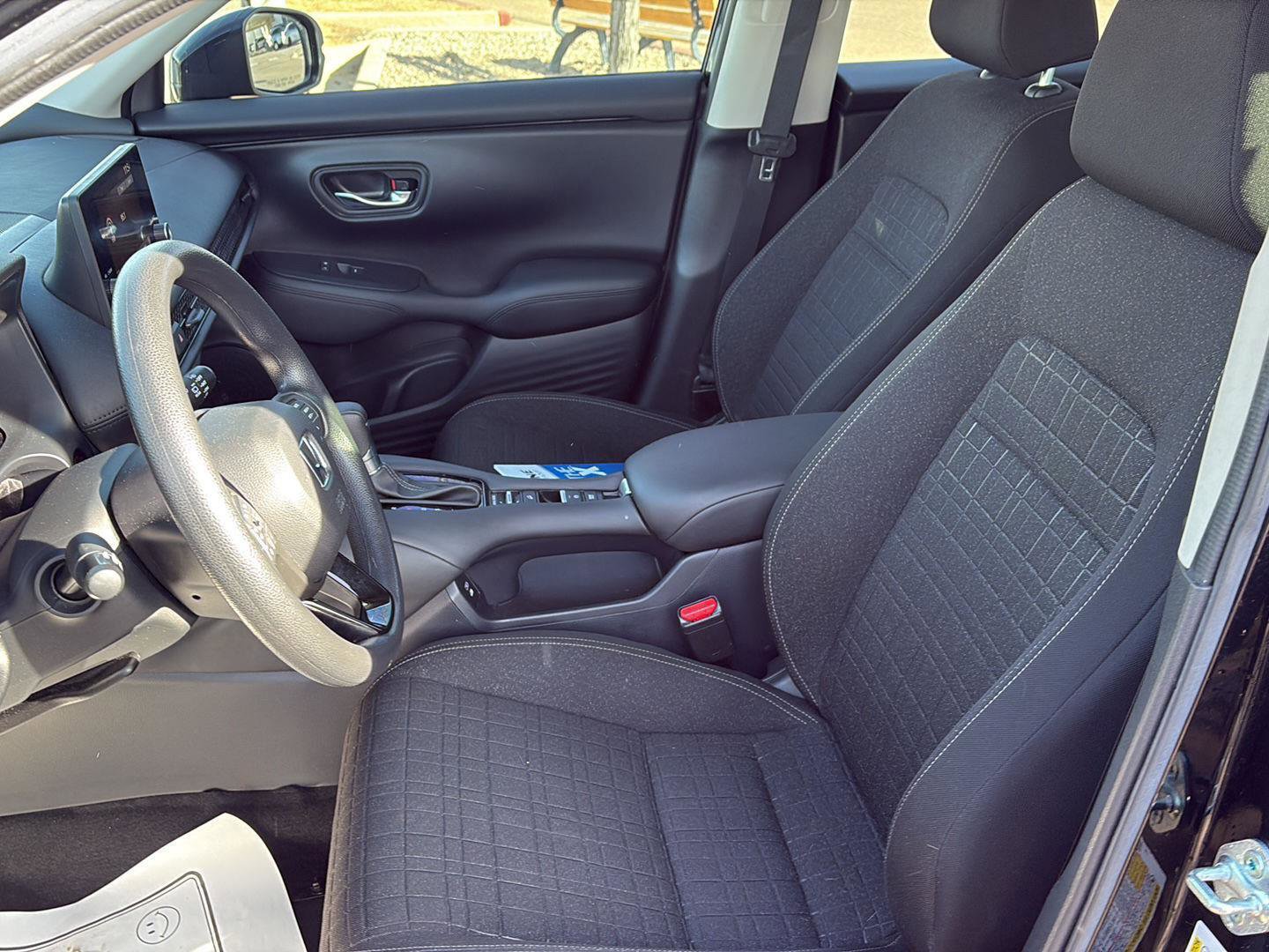 Certified 2024 Honda HR-V LX image 6