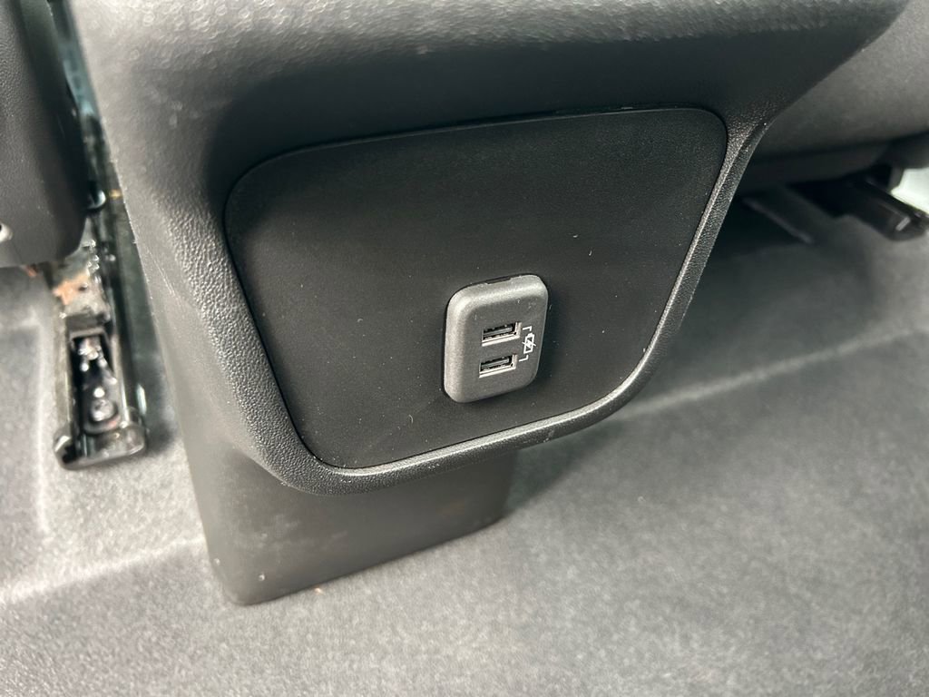 Used 2022 Chevrolet Equinox LT FWD image 32