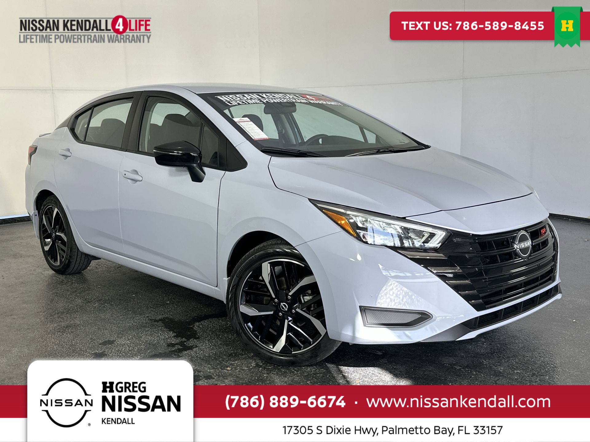 Used 2025 Nissan Versa SR w/ Trunk Package