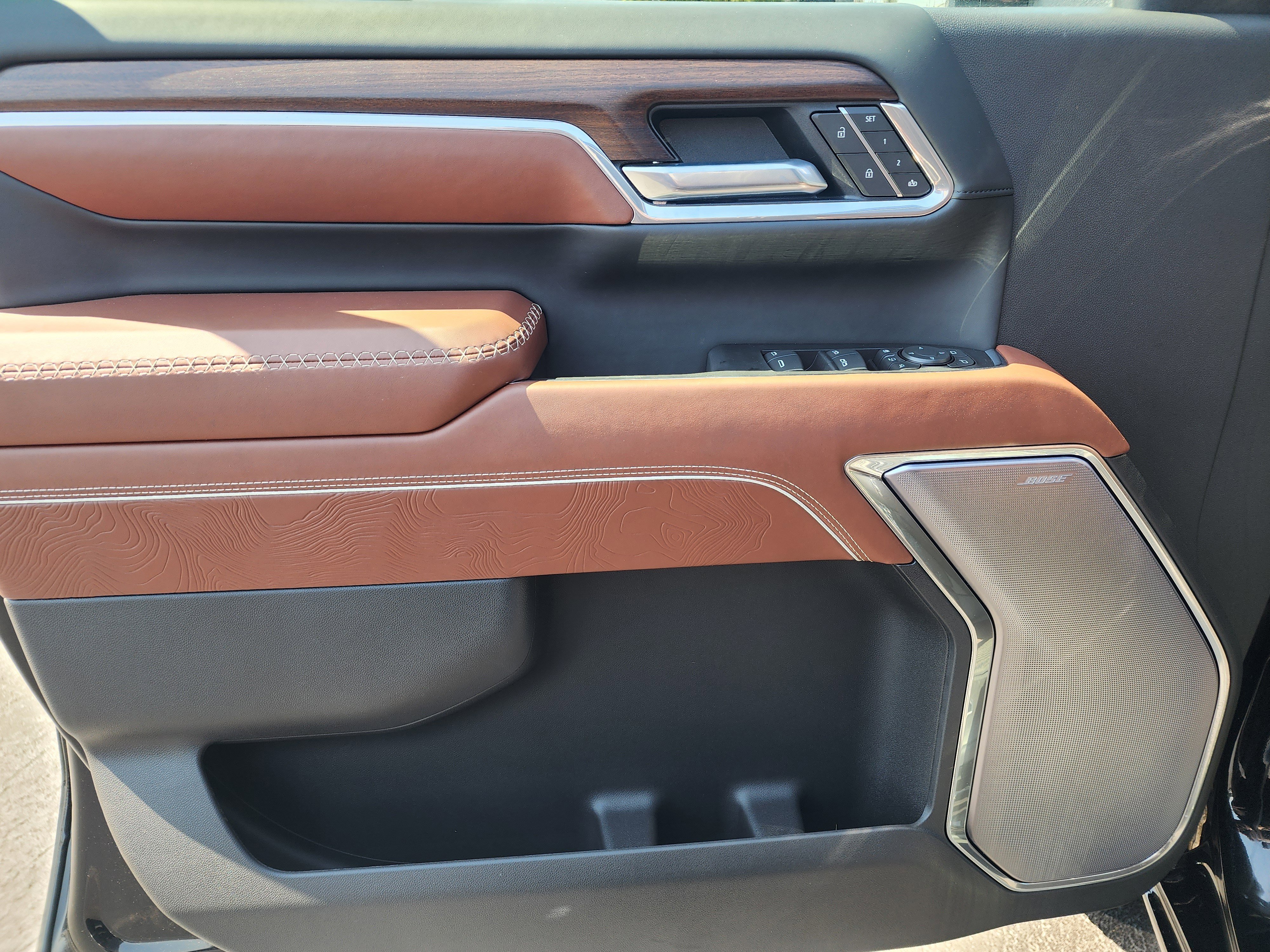 Used 2025 GMC Sierra 3500 Denali Ultimate image 23