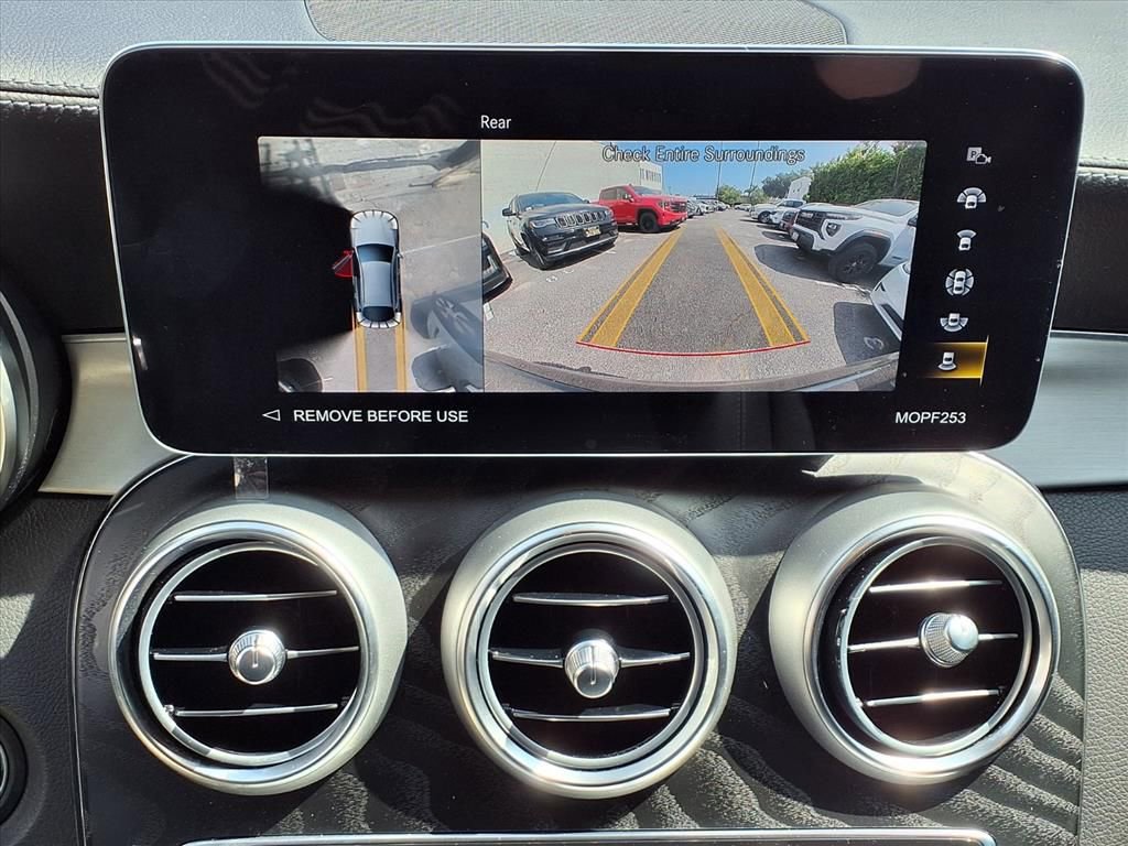 Used 2023 Mercedes-Benz GLC 300 4MATIC Coupe image 21