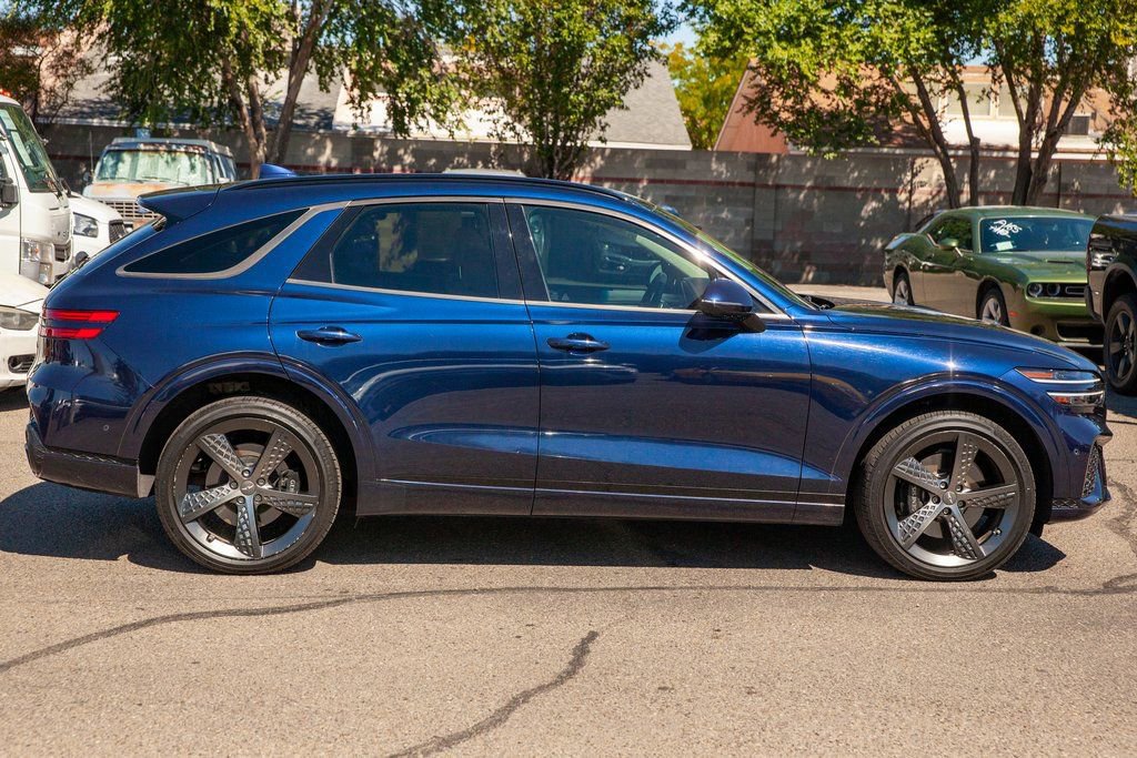 Used 2024 Genesis GV70 3.5T Sport w/ Sport Prestige Package image 4