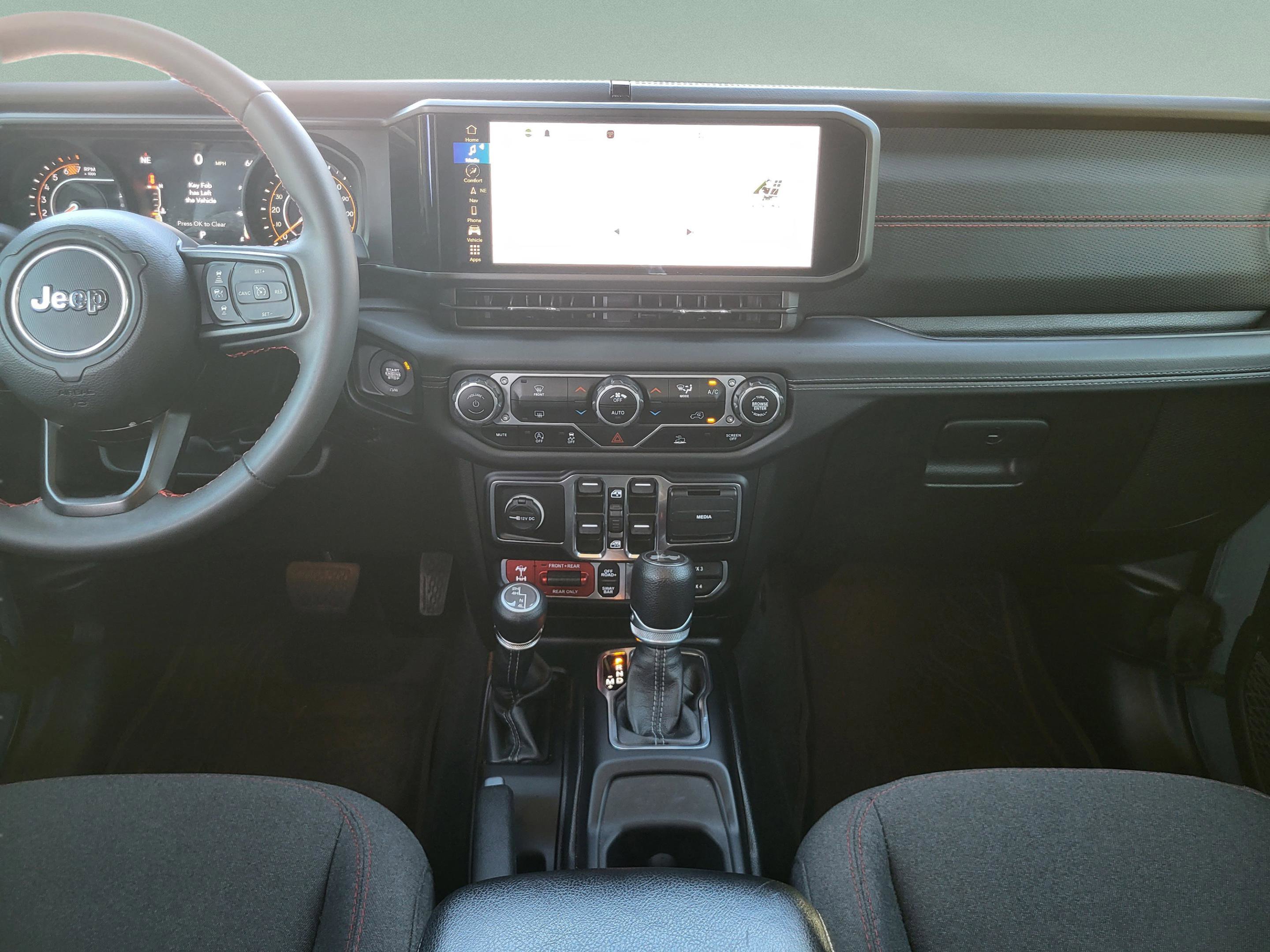 Used 2024 Jeep Wrangler Unlimited Rubicon w/ XTREMEE 35" Tire Package image 19