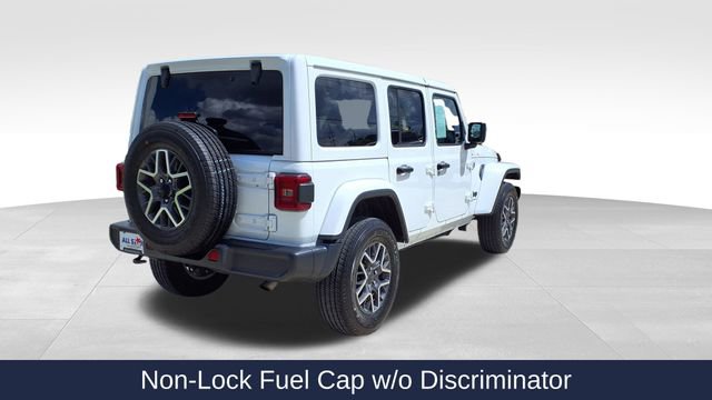 Used 2025 Jeep Wrangler Sahara image 8