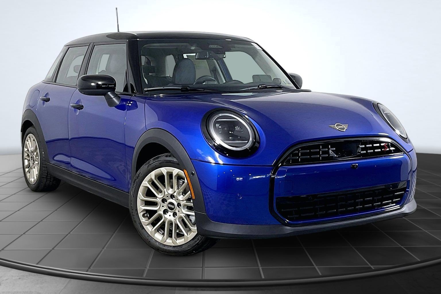 New 2026 MINI Cooper S FWD image 2