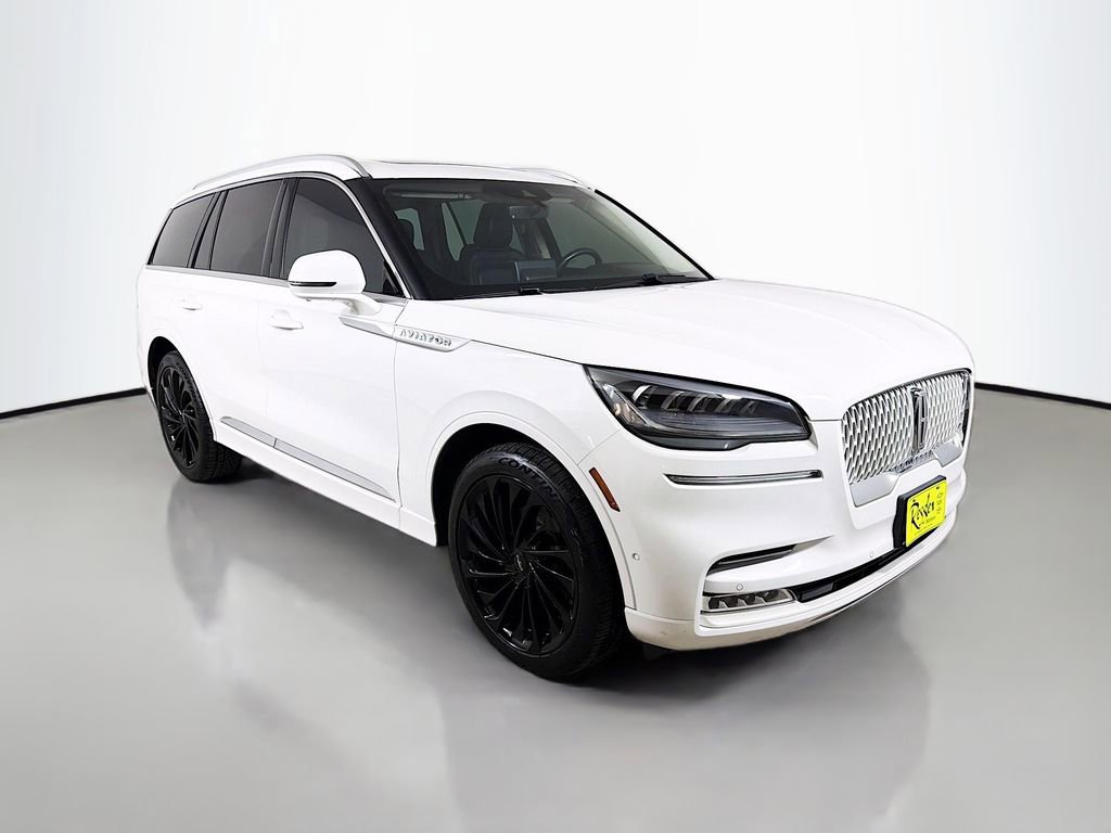 Used 2021 Lincoln Aviator Reserve w/ Equipment Group 208A AWD/4WD image 4