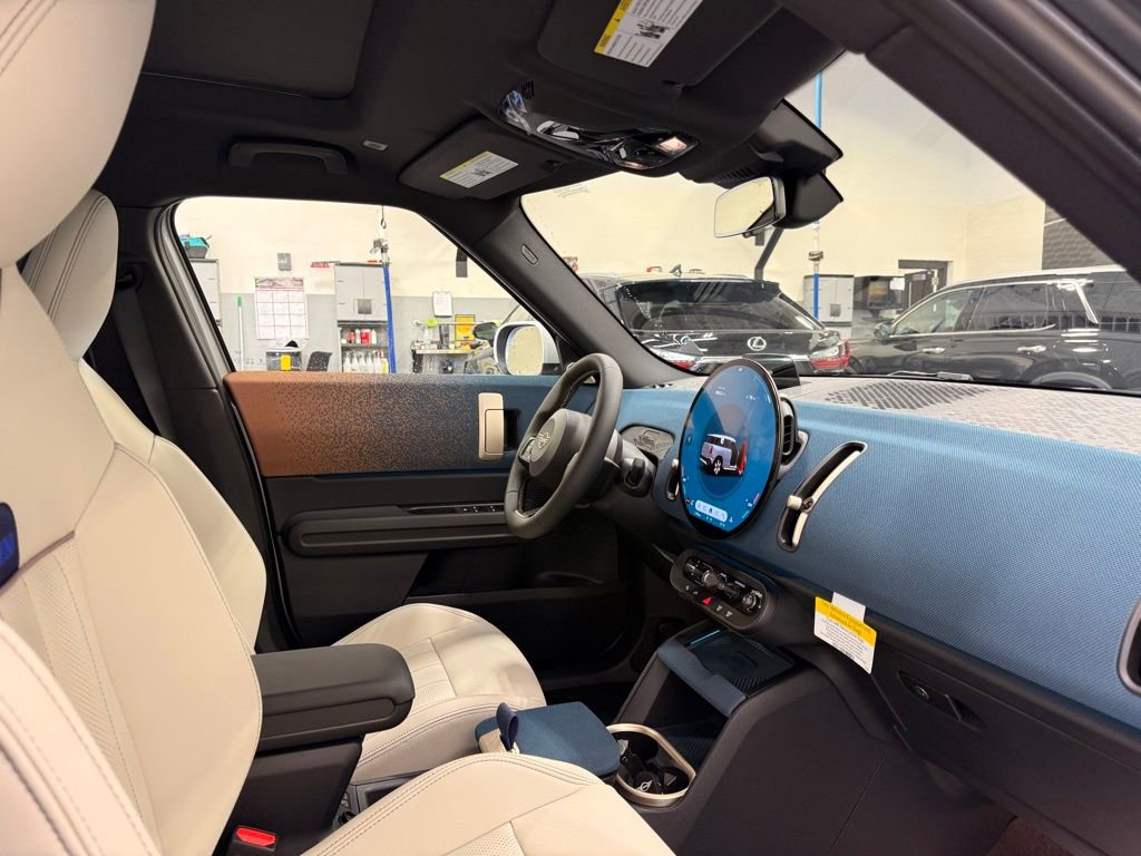 Certified 2025 MINI Cooper Countryman S w/ Comfort Package Max image 28