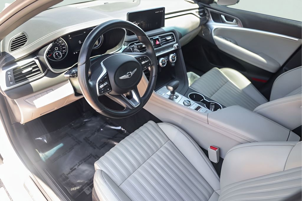Used 2022 Genesis G70 2.0T w/ Prestige Package RWD image 12