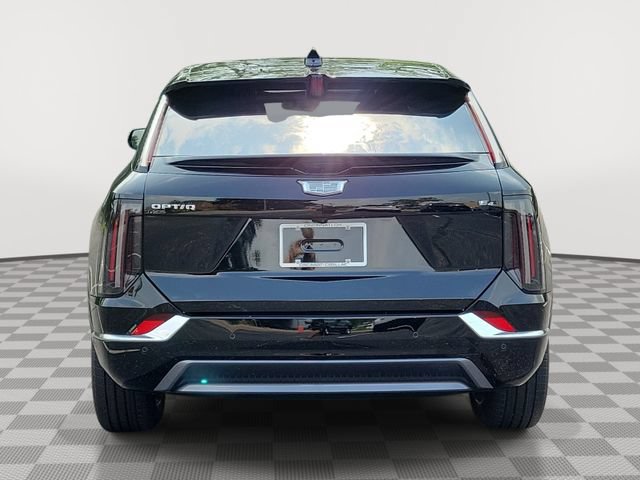 New 2027 Cadillac Optiq Luxury w/ LPO, Floor Liner Package AWD/4WD image 5