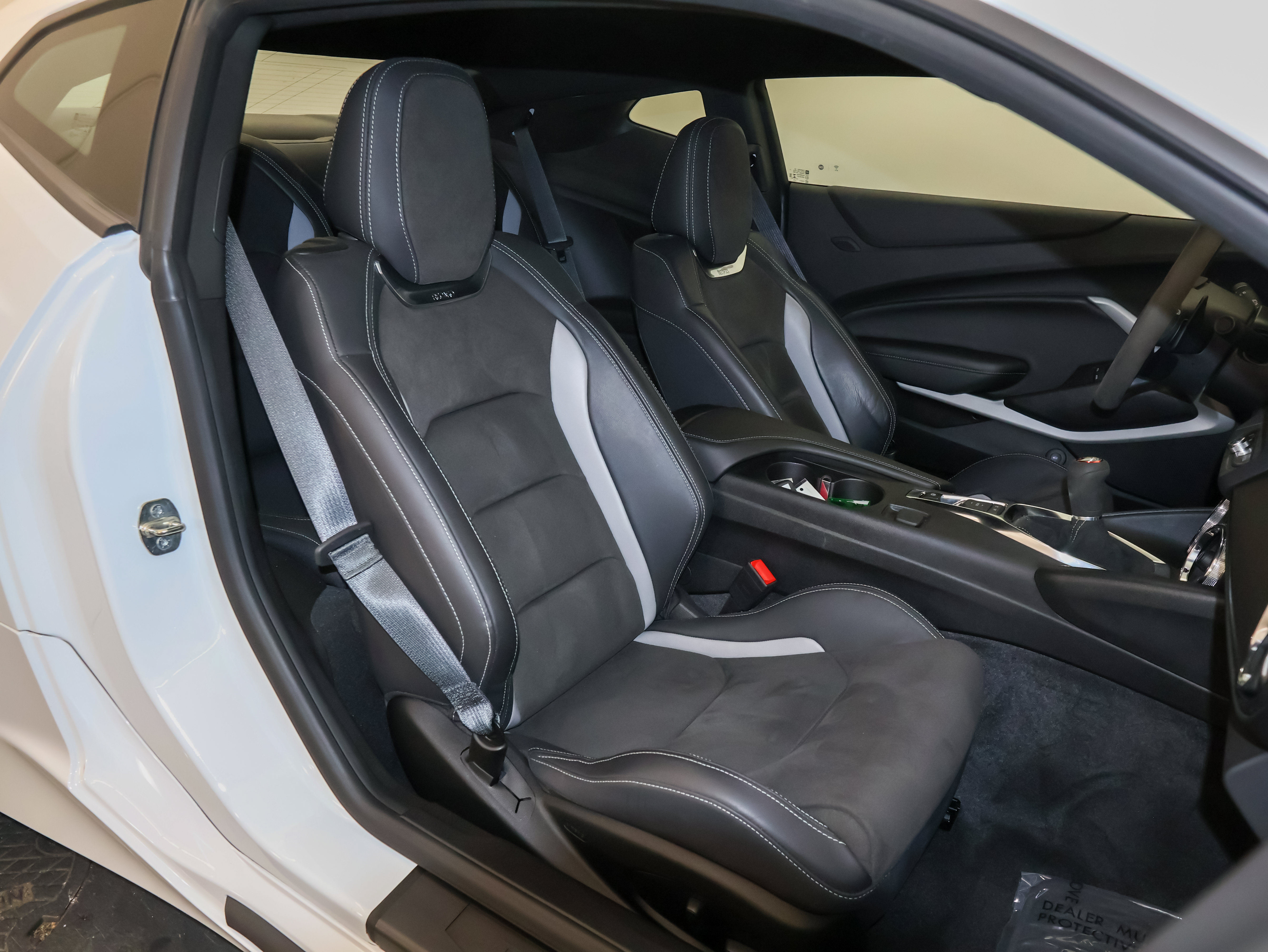 Used 2019 Chevrolet Camaro SS RWD image 46