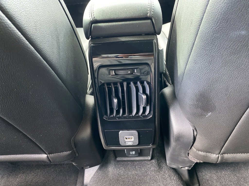 Used 2025 Jeep Compass Latitude w/ Altitude Special Edition image 18