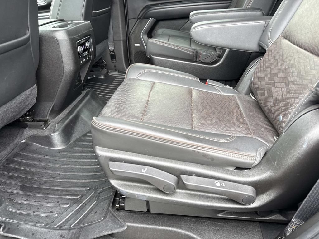 Used 2021 Chevrolet Tahoe High Country w/ Premium Package AWD/4WD image 16