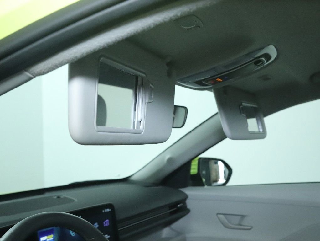 Used 2024 Hyundai Kona SEL AWD/4WD image 20