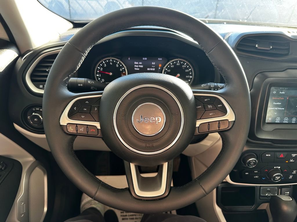 Used 2021 Jeep Renegade Latitude image 52