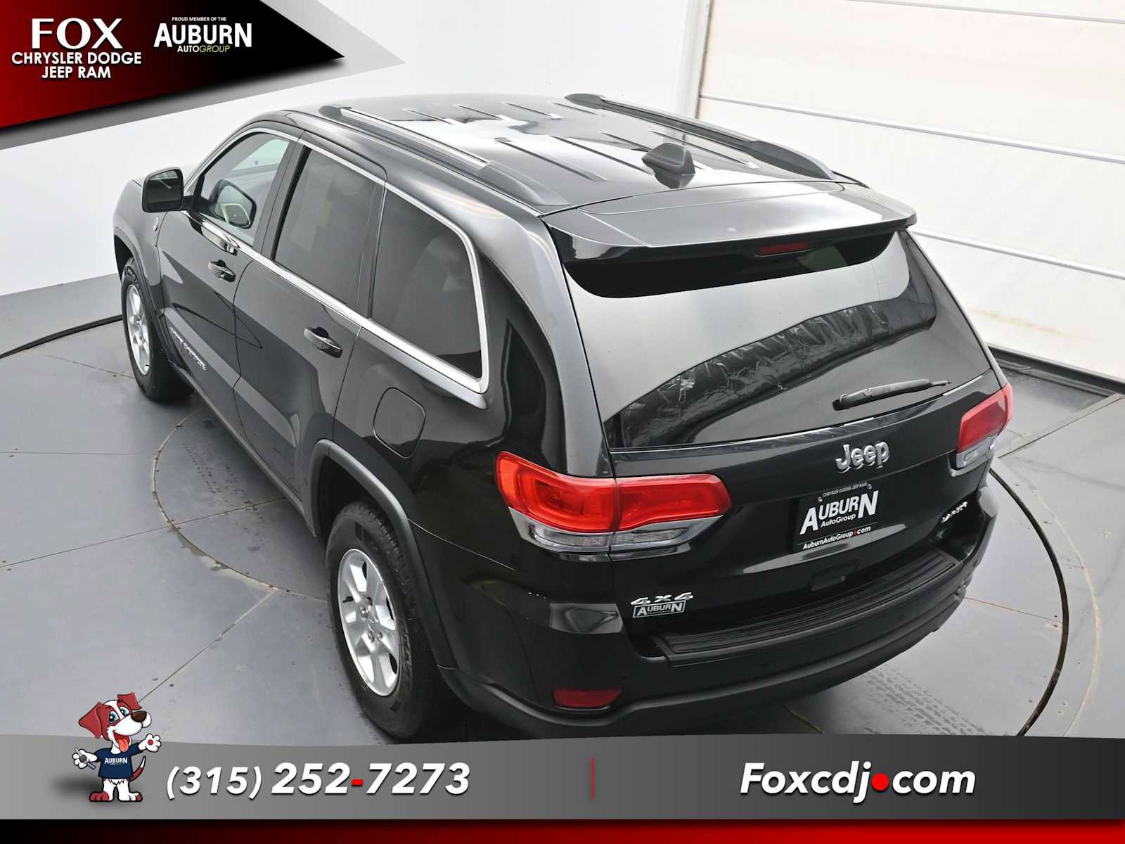 Used 2017 Jeep Grand Cherokee Laredo w/ Quick Order Package 23E AWD/4WD image 32