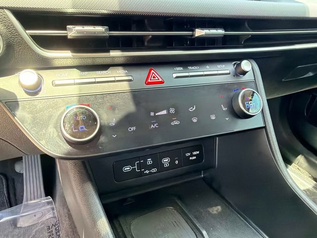 Certified 2024 Hyundai Sonata SEL w/ Convenience Package FWD image 24
