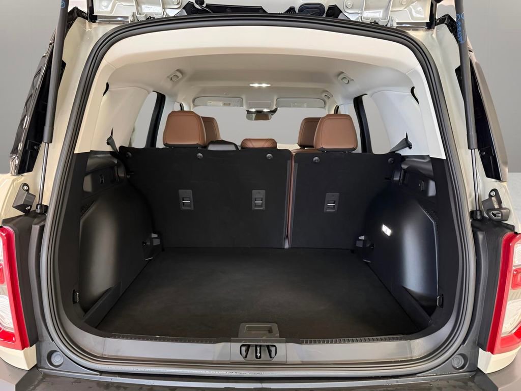 Used 2025 Ford Bronco Sport Outer Banks w/ Outer Banks Tech Package+ image 27