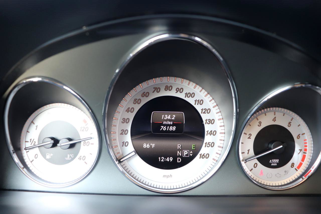 Used 2015 Mercedes-Benz GLK 350 4MATIC image 26