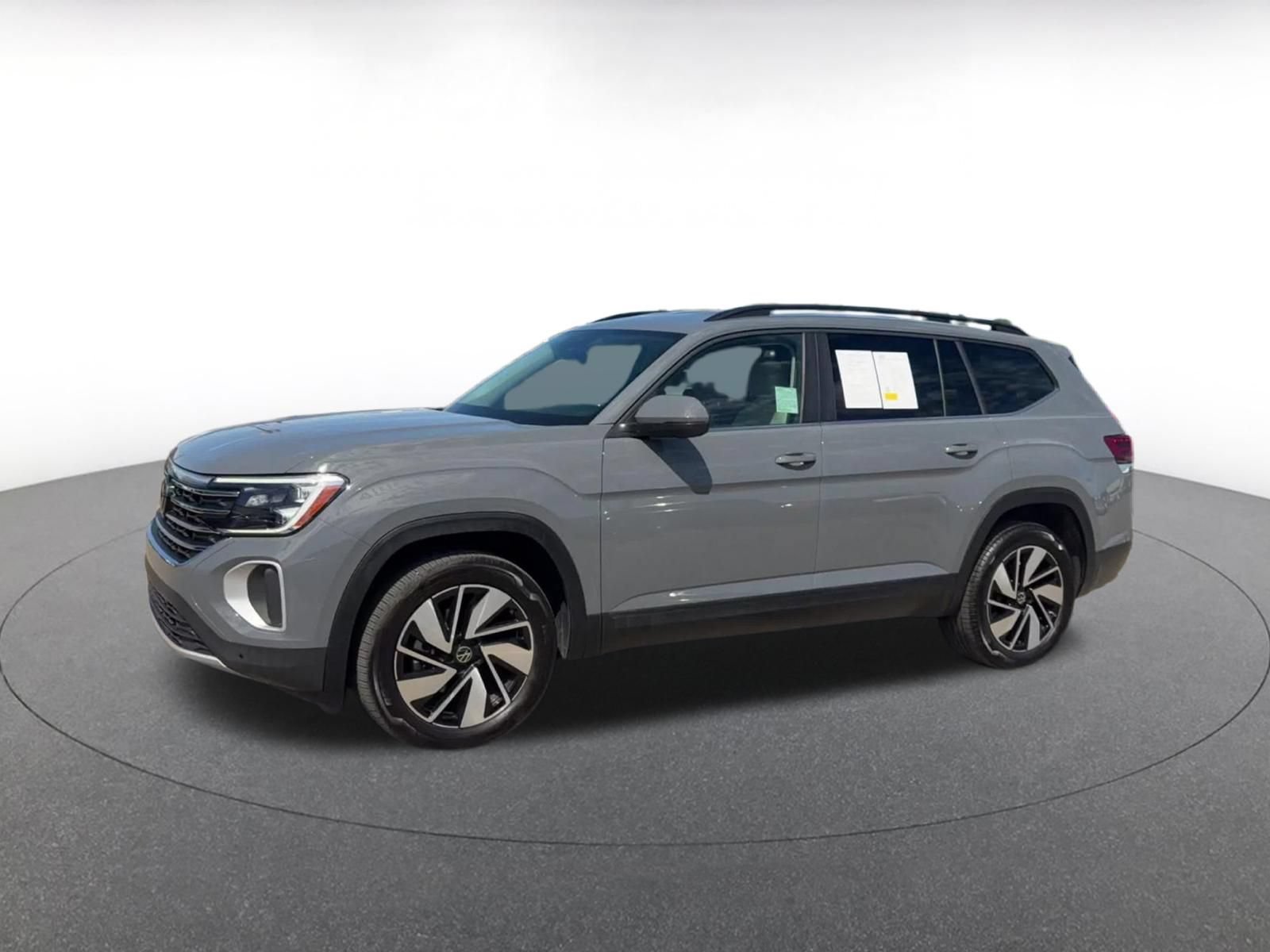 Used 2026 Volkswagen Atlas SE AWD/4WD image 8